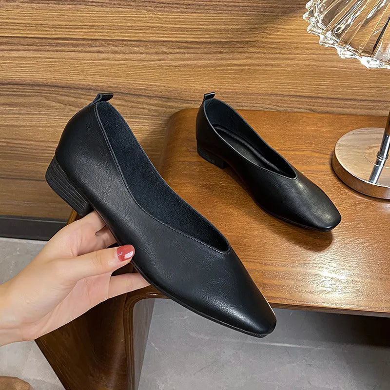 Fiorina - Elegant Flats